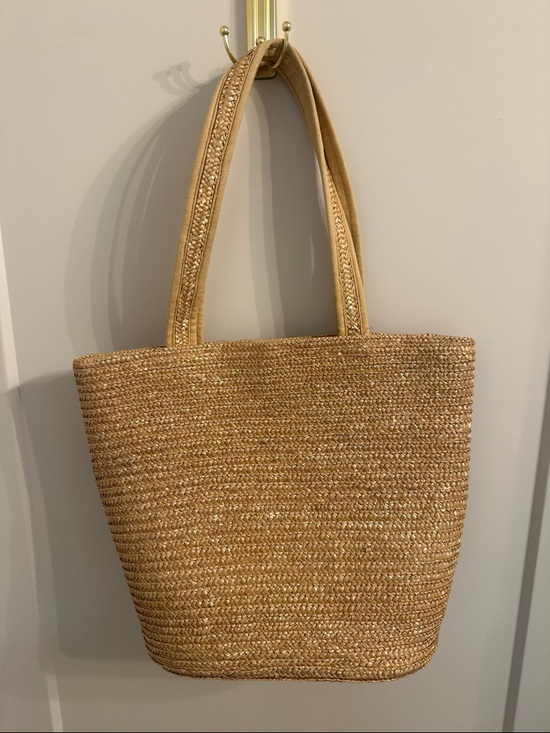 Kim Rogers Handbags - Kim Rogers Tan Woven Straw Tote